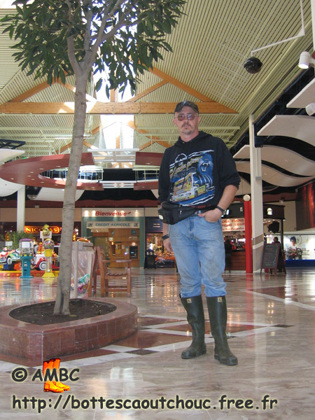Wearing Le Chameau rubber boots at a piazza in Dammarie Les Lys, 2006. 