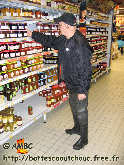 Alan, wearing Baudou waders in Melun, 2006.