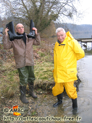 Baudou rubber boots are now clean, 2006.