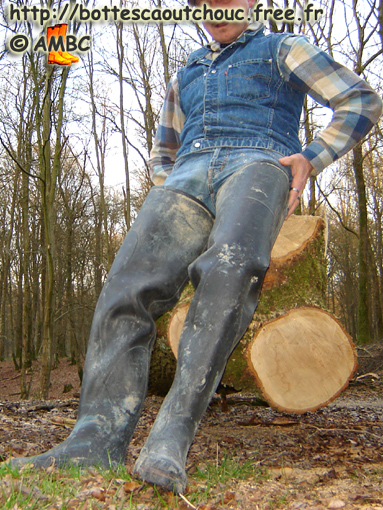 Wearing Le Chameau Océanes waders in the forest, Feb. 2011.