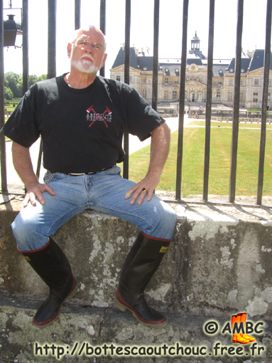 Jim wearing Silverking gumboots at Vaux le Vicomte caste; France, 23 May 2011.