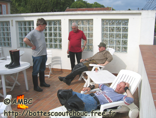 Some rest on the terrace, 2006.