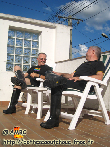 Pascal & Jean on the terrace, HRB, July 2007. Gummistiefel.