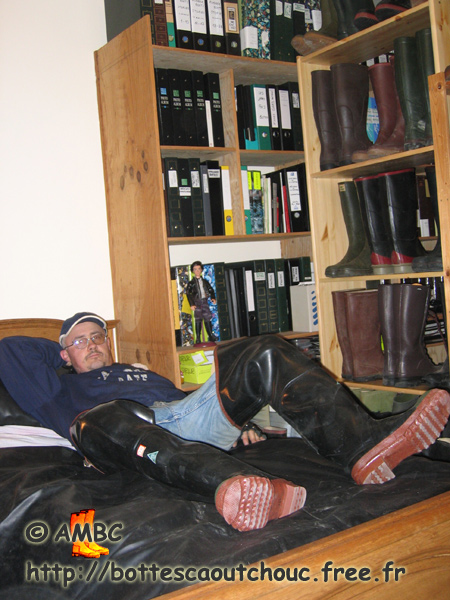 Pascal, wearing black American hip boots, August 2005. 