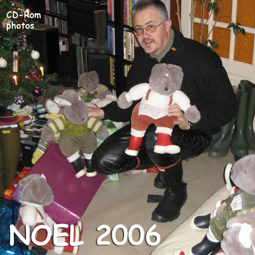 XMAS AT THE HOUSE OF THE RUBBER BOOT, DEC. 2006.