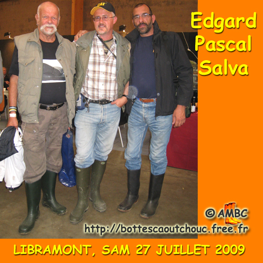 Rubberbooted trio in Libramont; Gummistiefel, stivali di gomma, 2009.