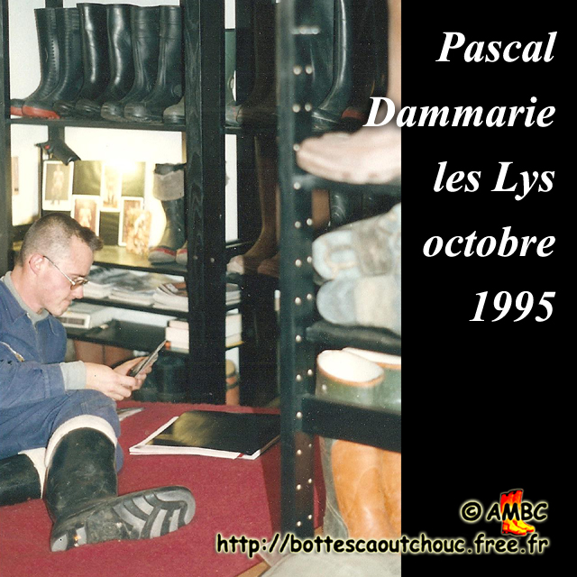 Gummistiefel, stivali di gomma, botas de goma, Gummistövlar, cizme, rubber laarzen. Copyright Pascal Bourcier, 1995.