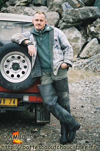 Wearing Oceanes waders in Haute Savoie (Alp mountains).