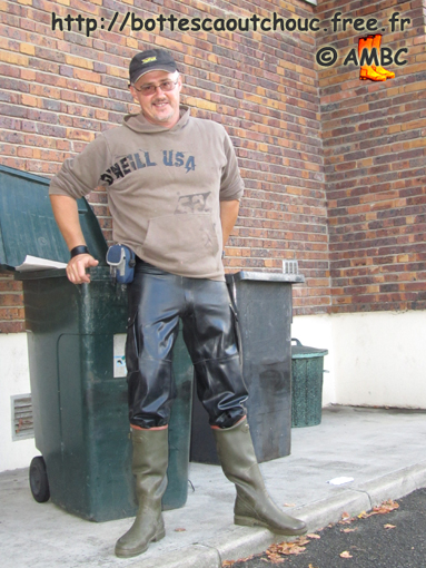 Wearing rubber trousers & Benylsport wellies, 2010.