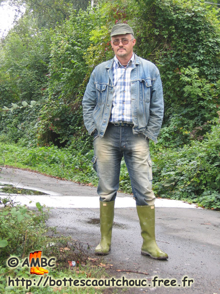 Wearing Superga rubber boots in the country, Oct 2006.